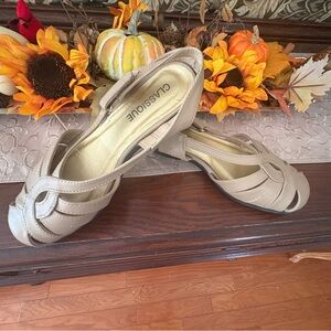 Classique: size 6, 2 pair Women's Sandals, tan and navy